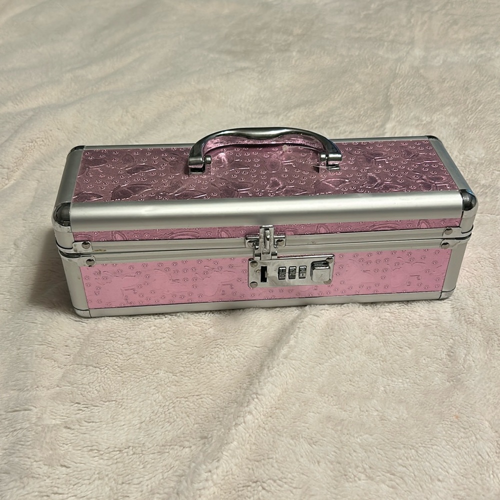 Travel case